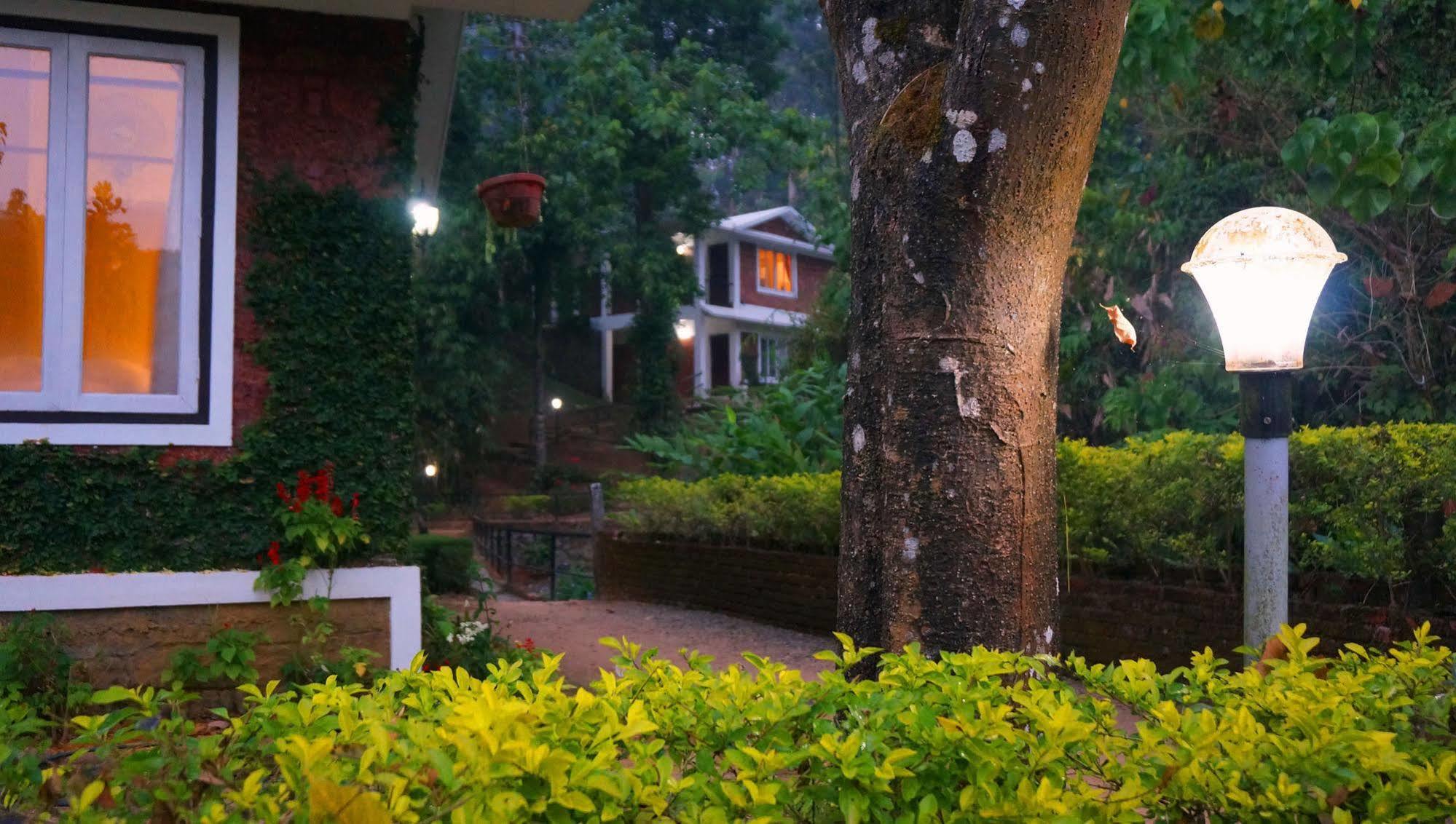 Falling Waters Munnar Eksteriør billede